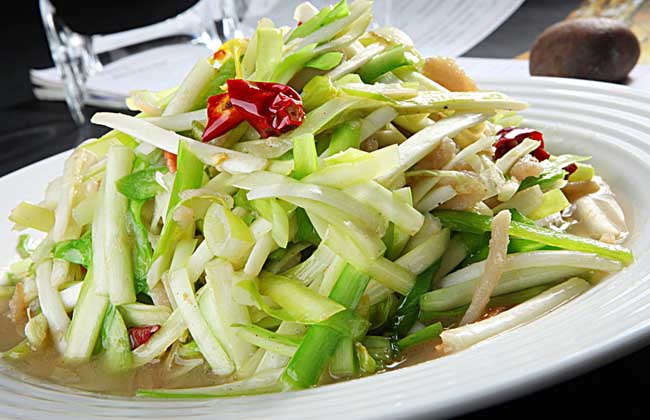韭黄炒肉丝的功效及做法