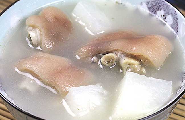 下奶猪蹄汤的做法大全